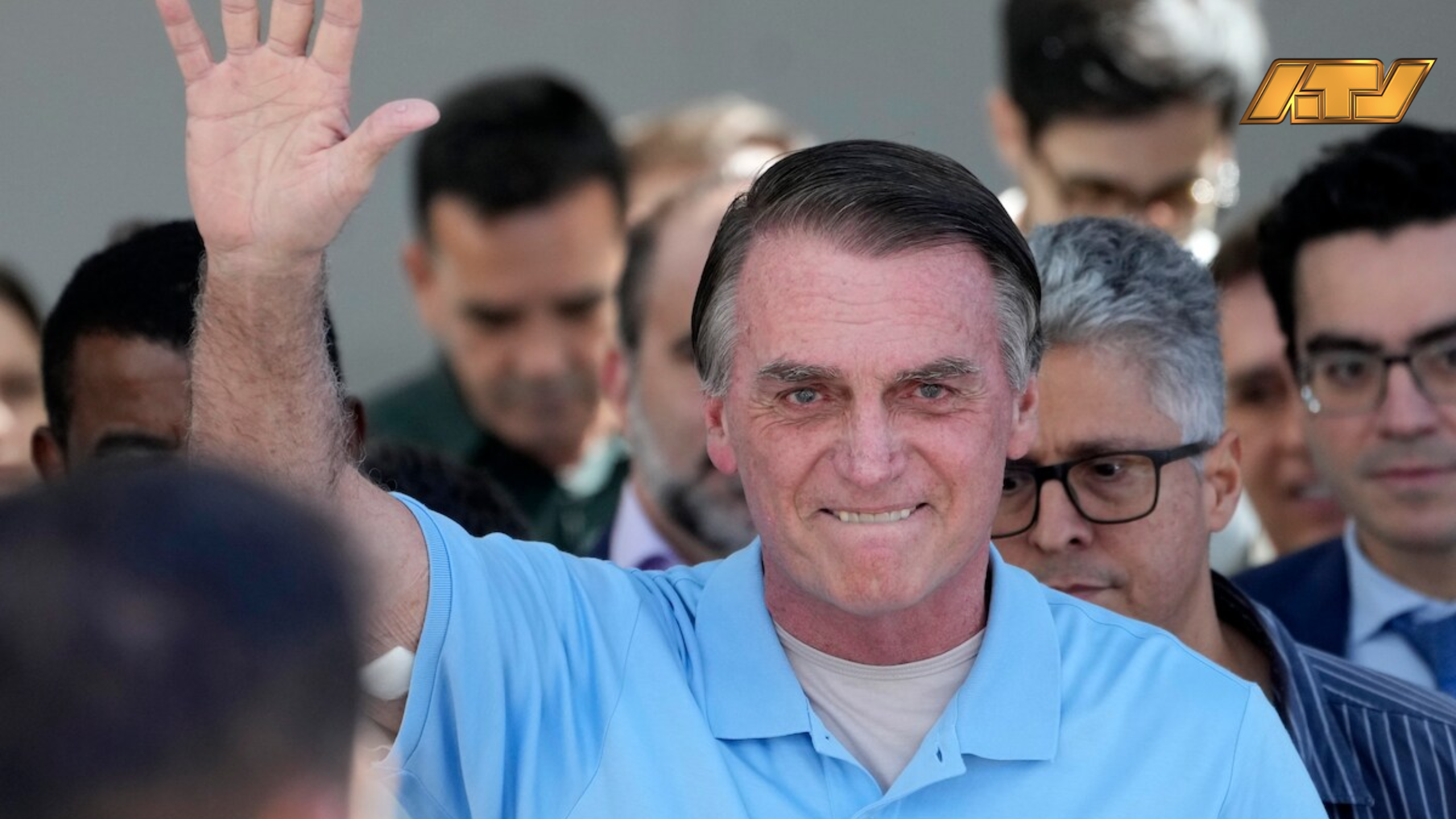 Bolsonaro verlaat ziekenhuis na buikoperatie en kondigt deelname aan Mars aan