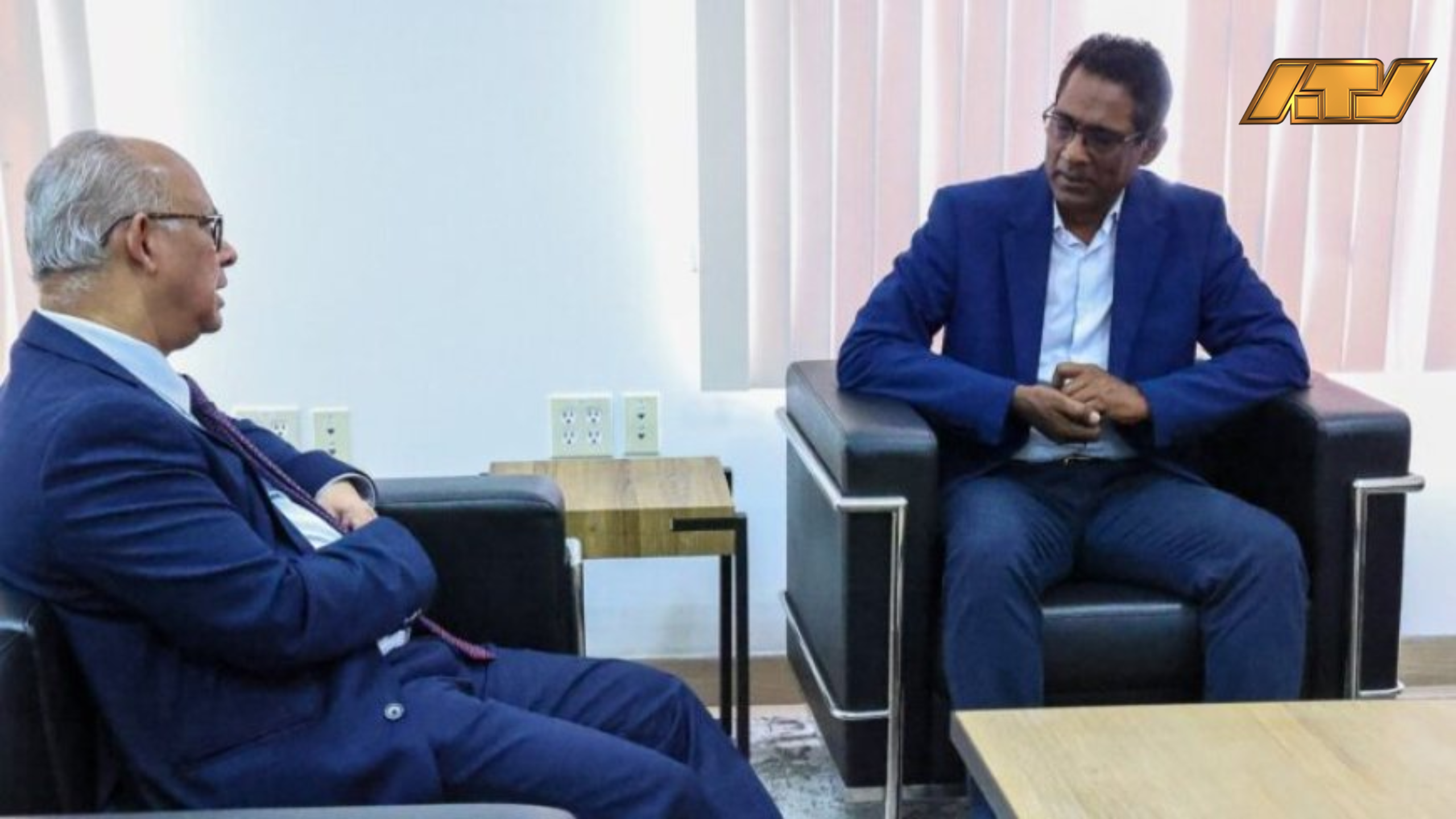 Albert Ramdin neemt afscheid van kabinet en vertrekt naar Washington