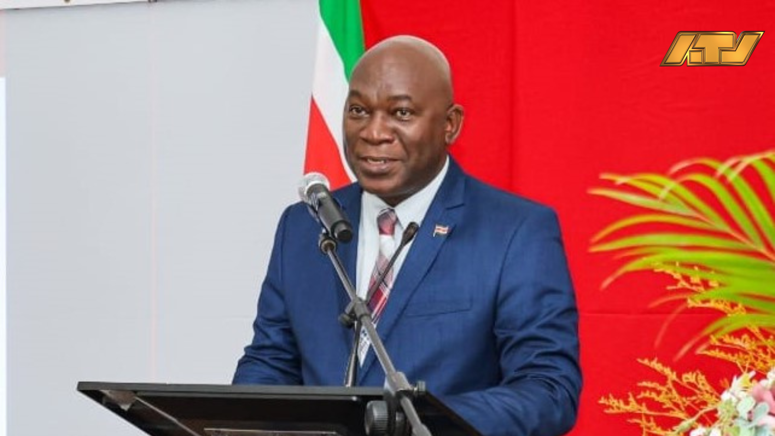 Kenneth Amoksi min van Justitie en Politie