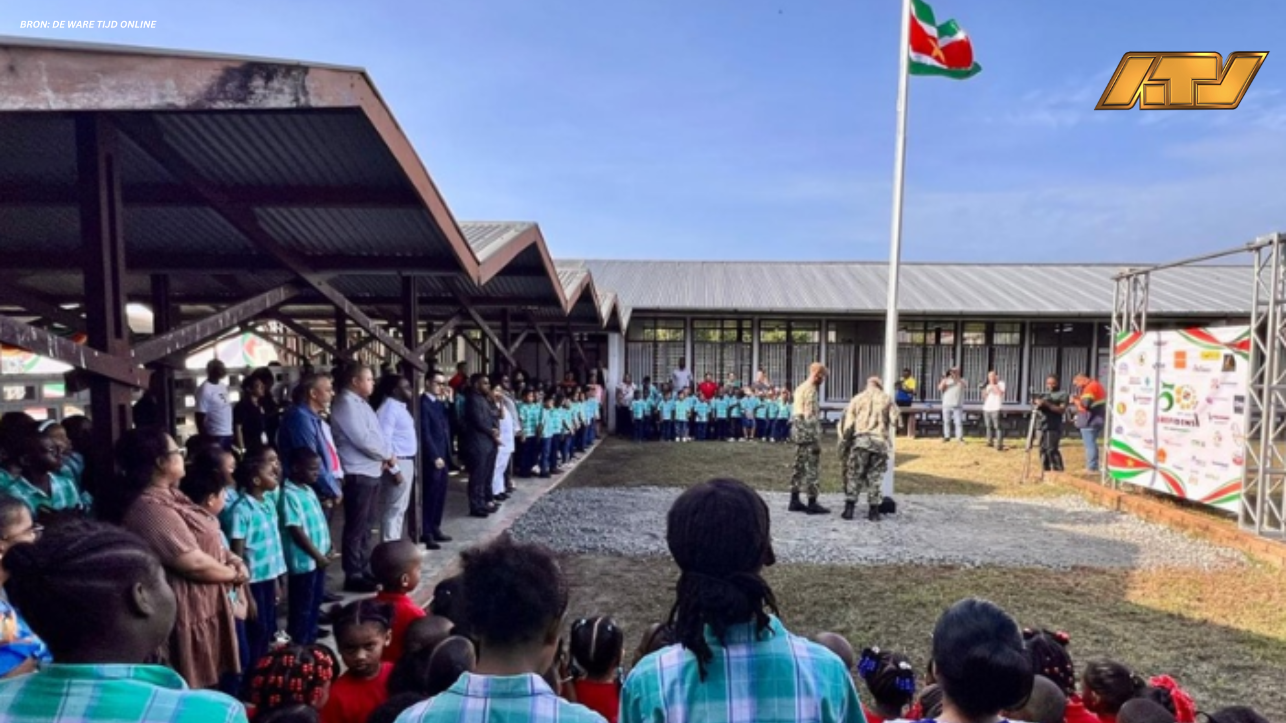 Vlaggenparade project gelanceerd op O.S. 2 Geyersvlijt ter versterking van nationale trots