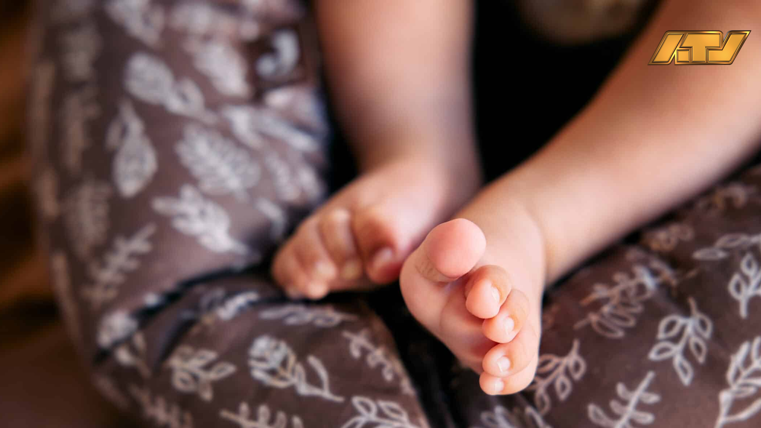 Pasgeboren baby te vondeling gelegd aan Schimmelpenninckstraat