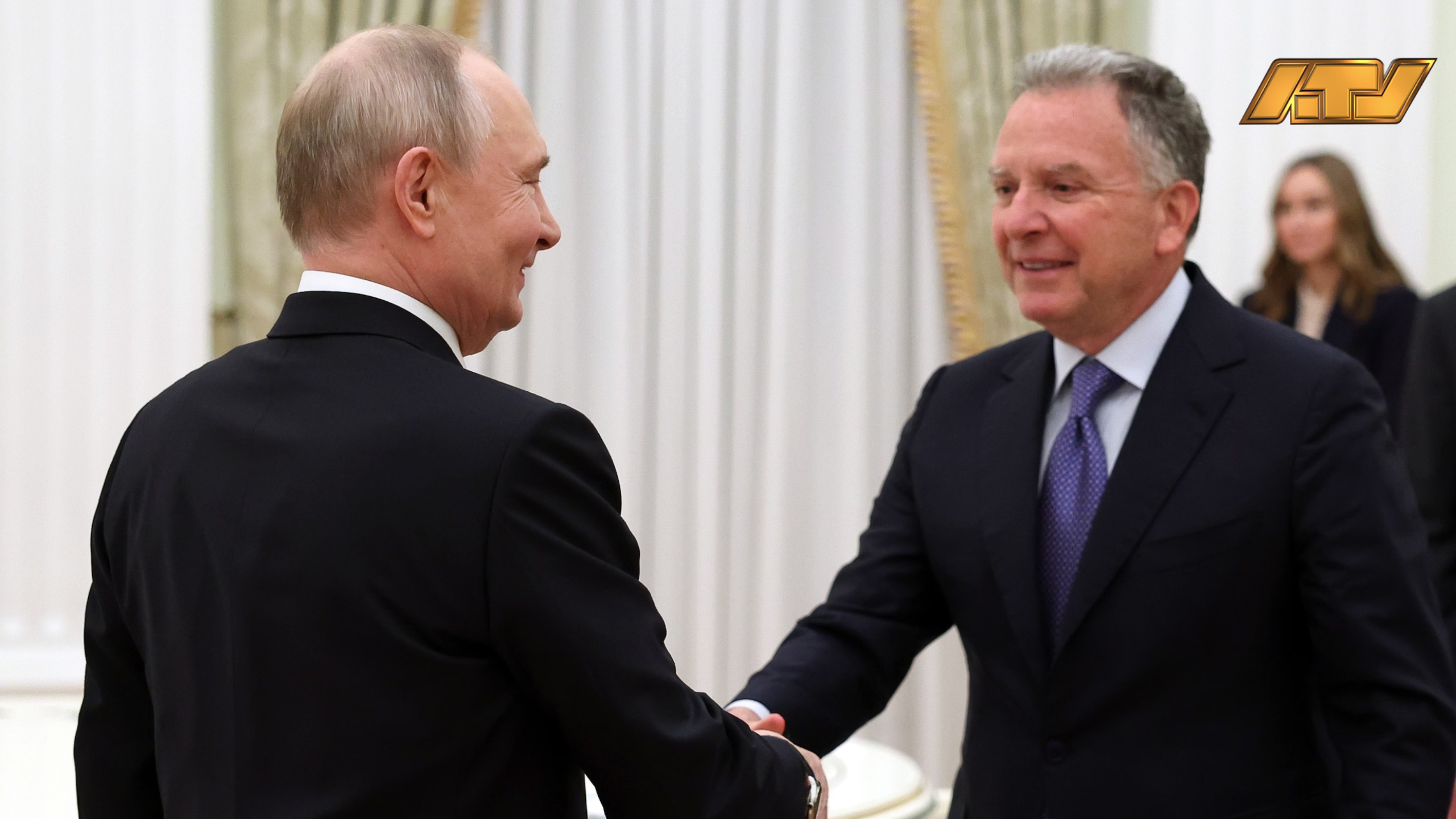 Poetin opent deur naar inzet bevroren Russische activa bij vrede met Oekraïne