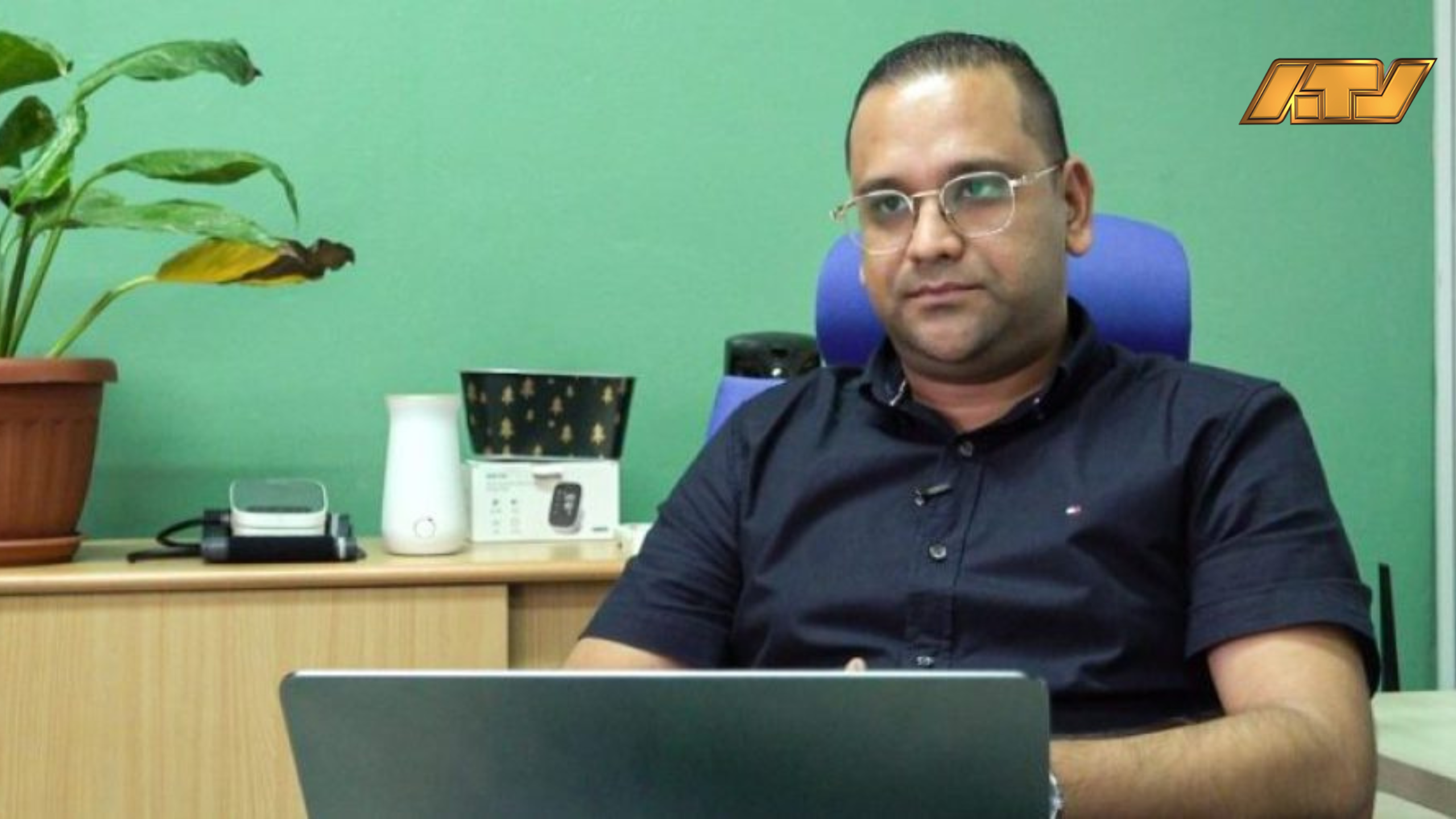 Educatie voor families cruciaal bij depressiespectrum, zegt psychiater Dwarkasing