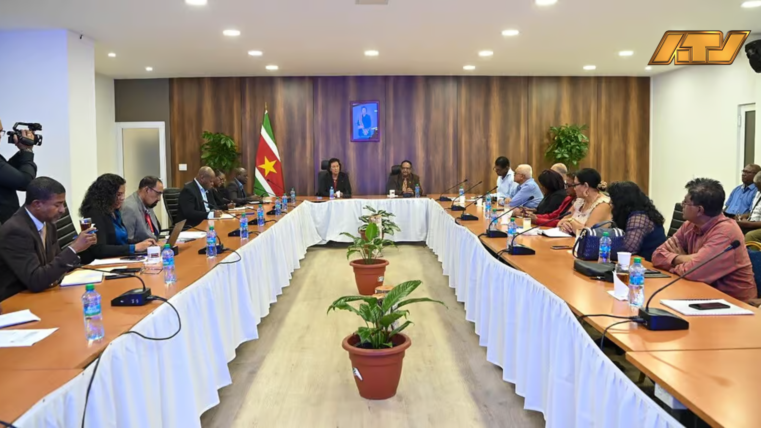 Overleg regering en Ravaksur Plus moet leiden tot betere arbeidsvoorwaarden