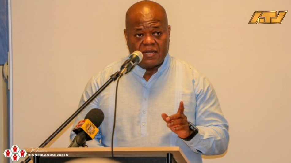 “Straks geen klachten meer over burgerzaken”: Minister Marinus Bee kondigt nieuwe faseaan